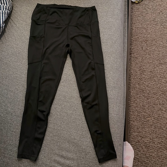 Small, black wicking Athletic leggings - Picture 1 of 4